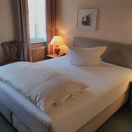 Hirsch Hotel