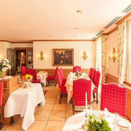 Hirsch Hotel