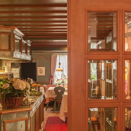 Hotel Hirsch